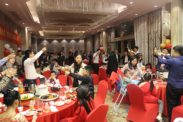 超越激光2020年會(huì)慶典-宴會(huì)現(xiàn)場(chǎng) 超越激光2020年會(huì)慶典-宴會(huì)現(xiàn)場(chǎng)